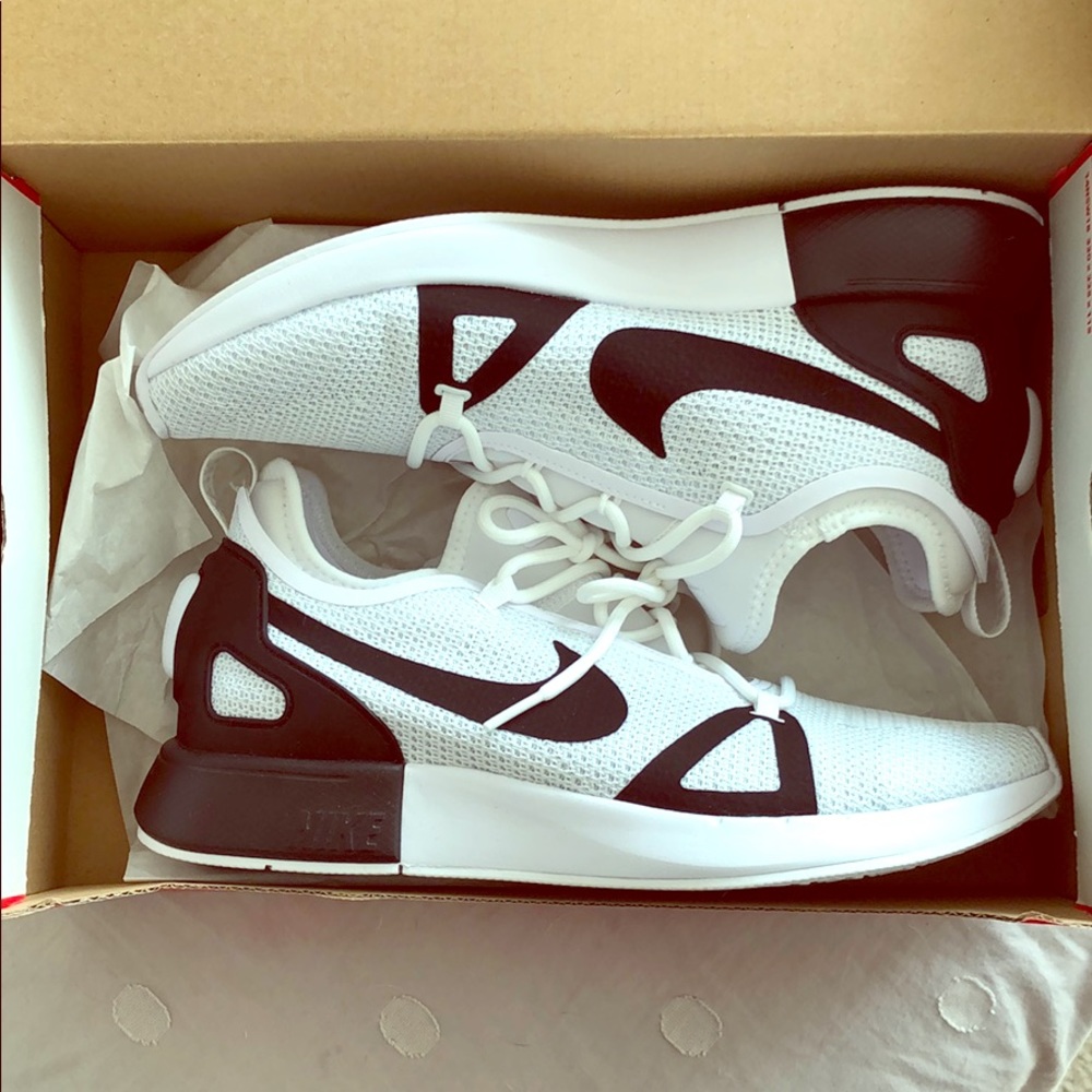Men’s Duel Racer running shoes SZ 10